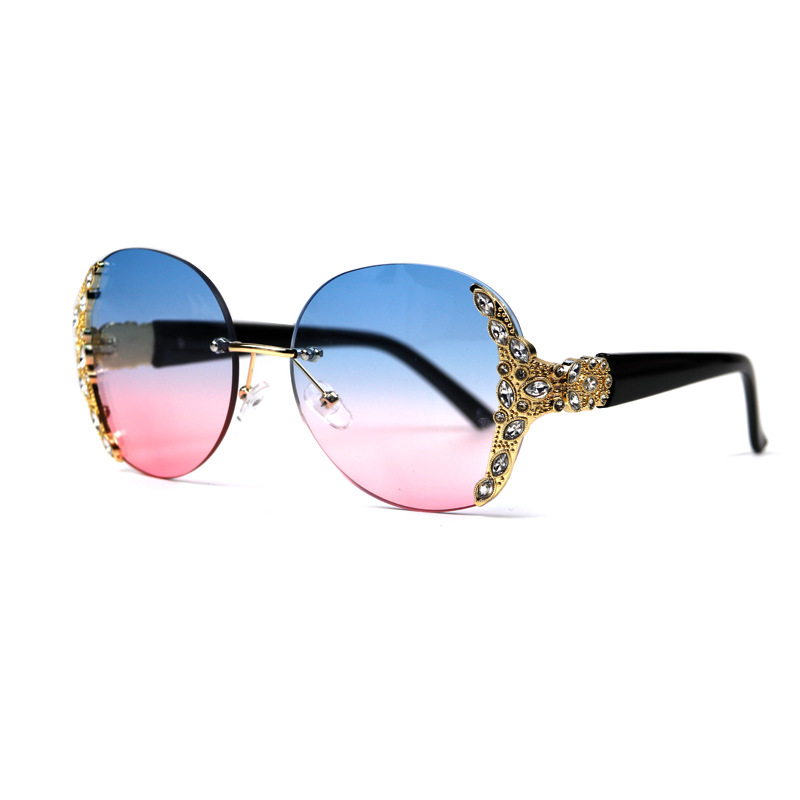 New European and American fashionable metal frameless diamond-encrusted personalized street style fashion show sunglasses, women's UV protection sunglasses, and fashionable and trendy accessories Item Picture