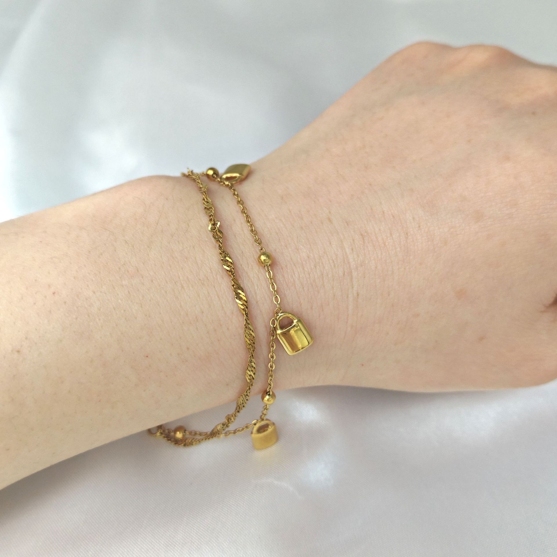 New best-selling titanium steel bracelet from Amazon, Europe and America, small lock women's style, simple, versatile, fashionable and non-fading wholesale bracelet details Picture