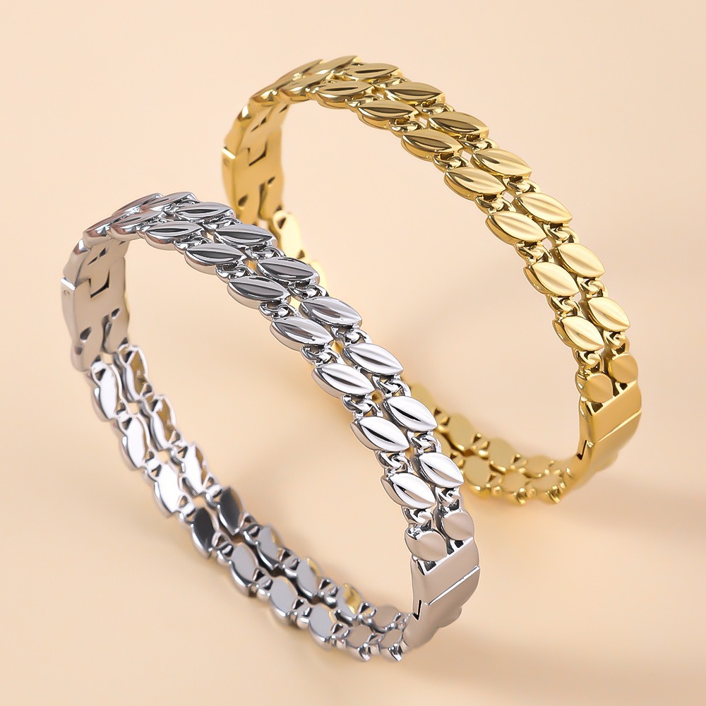 Cross-border best-selling personalized hollowed-out leaf-shaped snap-on bracelet, niche and versatile stainless steel and titanium steel bracelet, fashionable and trendy decorative bracelet