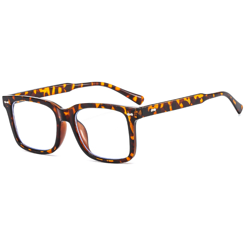The 2025 new square optical glasses are casual, fashionable and trendy. They are flat light glasses suitable for both men and women for study and work Specification image