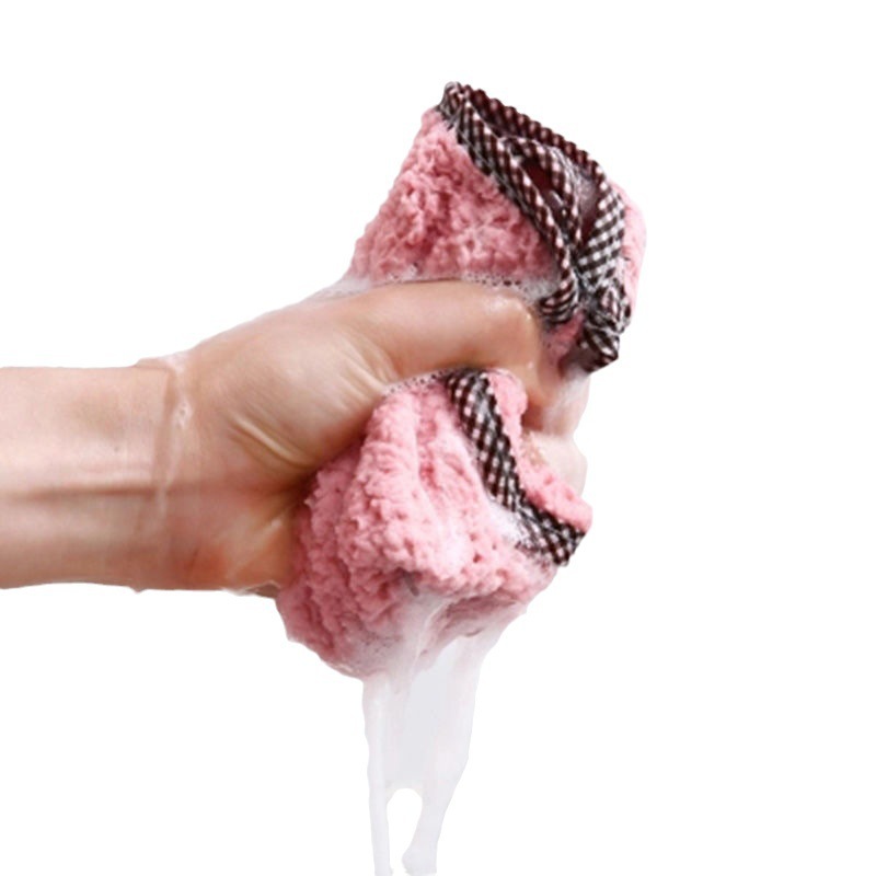 This Multi-Functional Kitchen Cloth Does Not Stick To Oil Or Shed Fibers. It Is A Wall-Mounted Hand Scrubber For Removing Oil From The Stove And Wiping The Table. It Is Also A Scouring Pad And A Dishcloth Item Picture