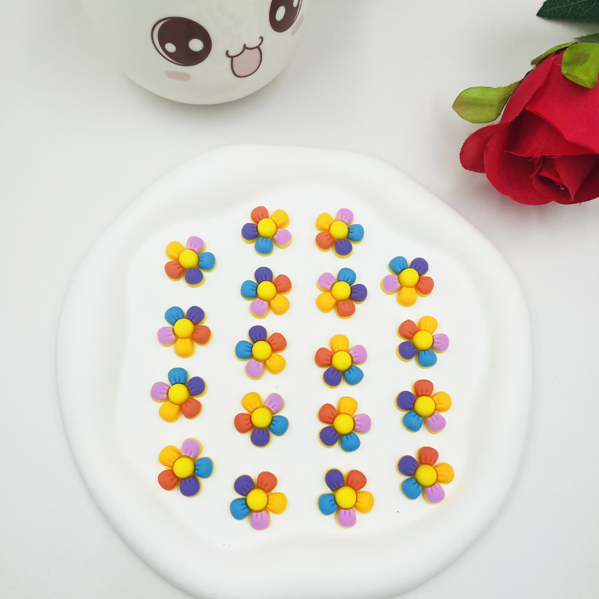 New PVC soft rubber cartoon patch diy accessories, phone cases, hair clips, hair lanyards, accessories, factory direct sales and wholesale. Other categories and styles are diverse Application Scenario