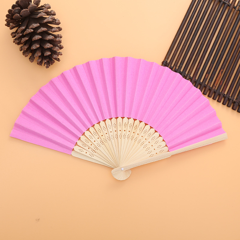 7-inch blank folding fan, children's painting and coloring paper fan, creative DIY handicraft material for kindergarten, white and colored fan Application Scenario