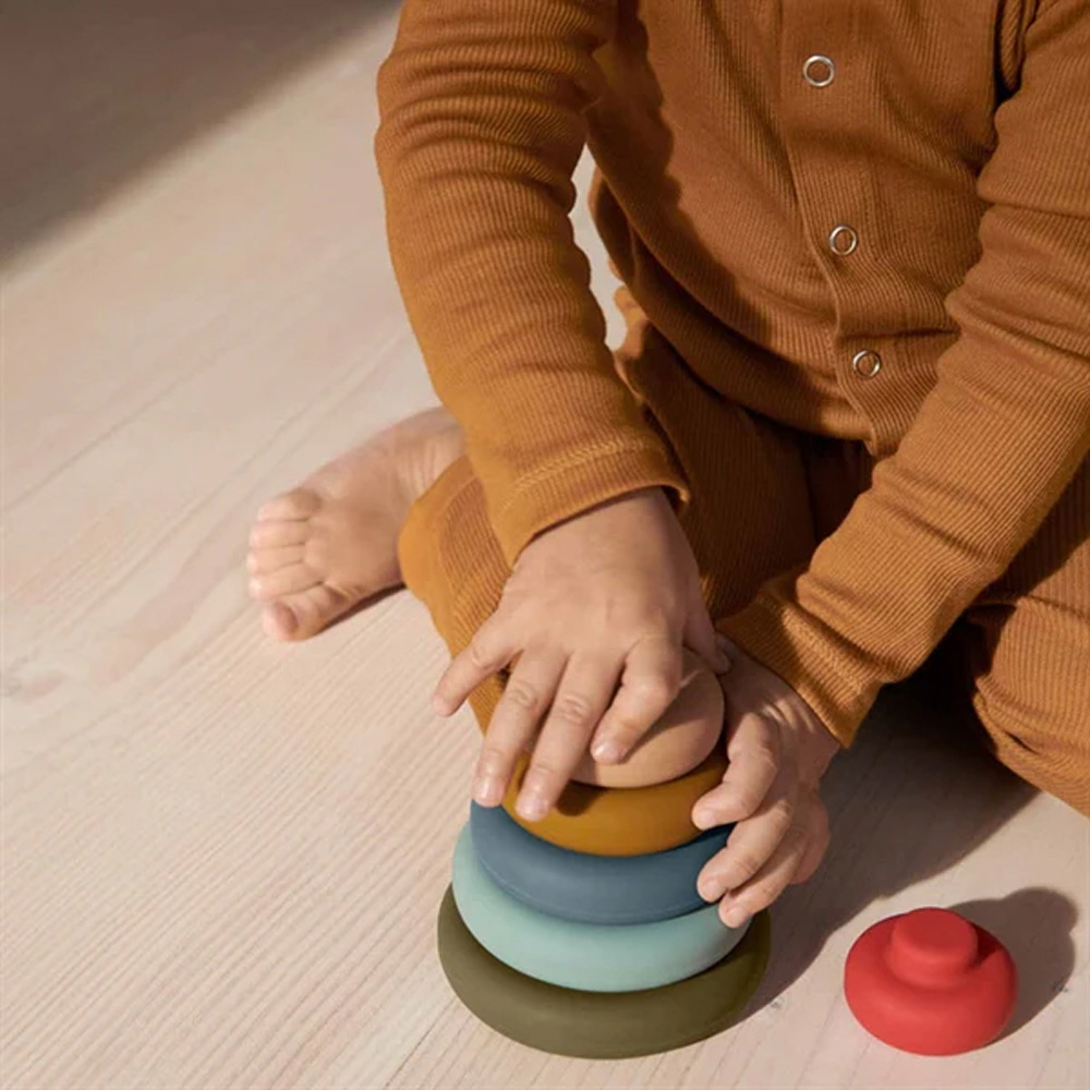 Cross-border new Jenga rainbow ring silicone building blocks Baby Baby Bite music toy Pile Pile music silicone stacking blocks safe and non-toxic details Picture