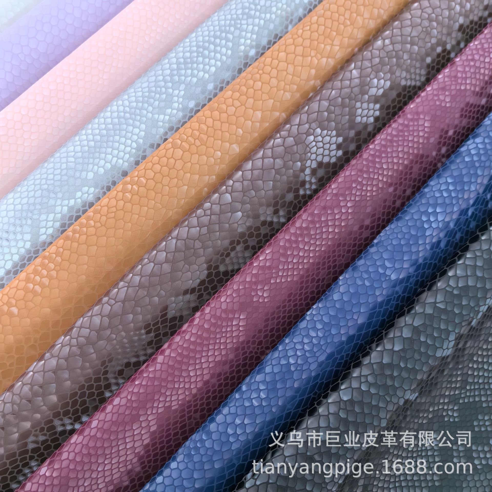 Environmentally Friendly Pu Artificial Leather Snake Pu Leather Is Suitable For High-Texture Leather Materials Such As Clothing, Shoes, Bags, Leather Belts, Decorative Packaging And Other Multi-Functional Purposes Application Scenario