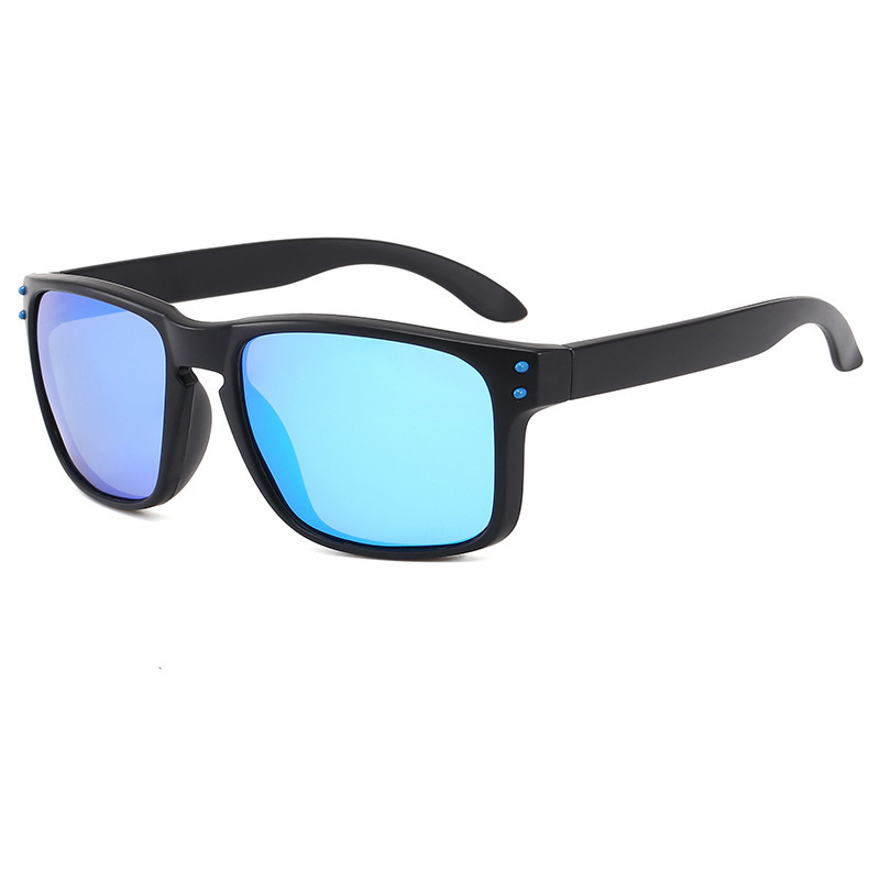 European and American fashion polarized 9102 type sunglasses for both men and women, rivet decoration, essential for outdoor sports and cycling, colorful coated sunglasses, UV-resistant glasses Application Scenario