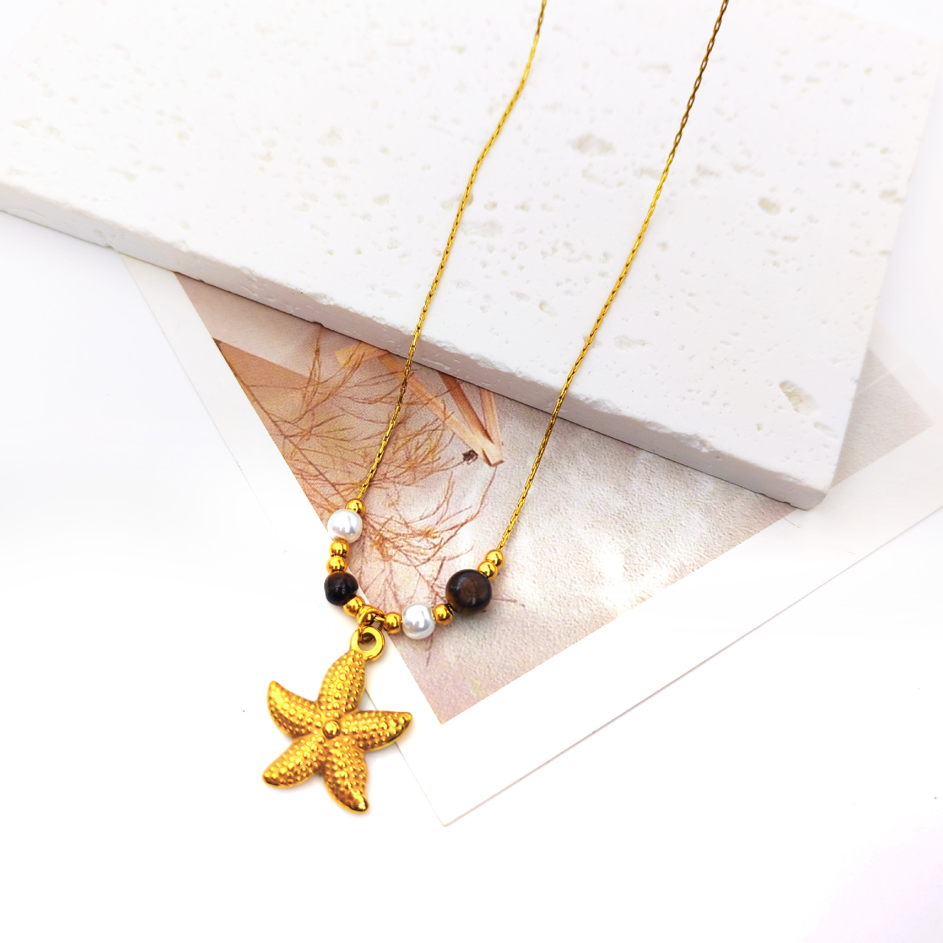 18K gold electroplated stainless steel vacuum pendant, DIY jewelry accessory, starfish necklace, summer ocean-style necklace pendant, beautiful and dazzling details Picture
