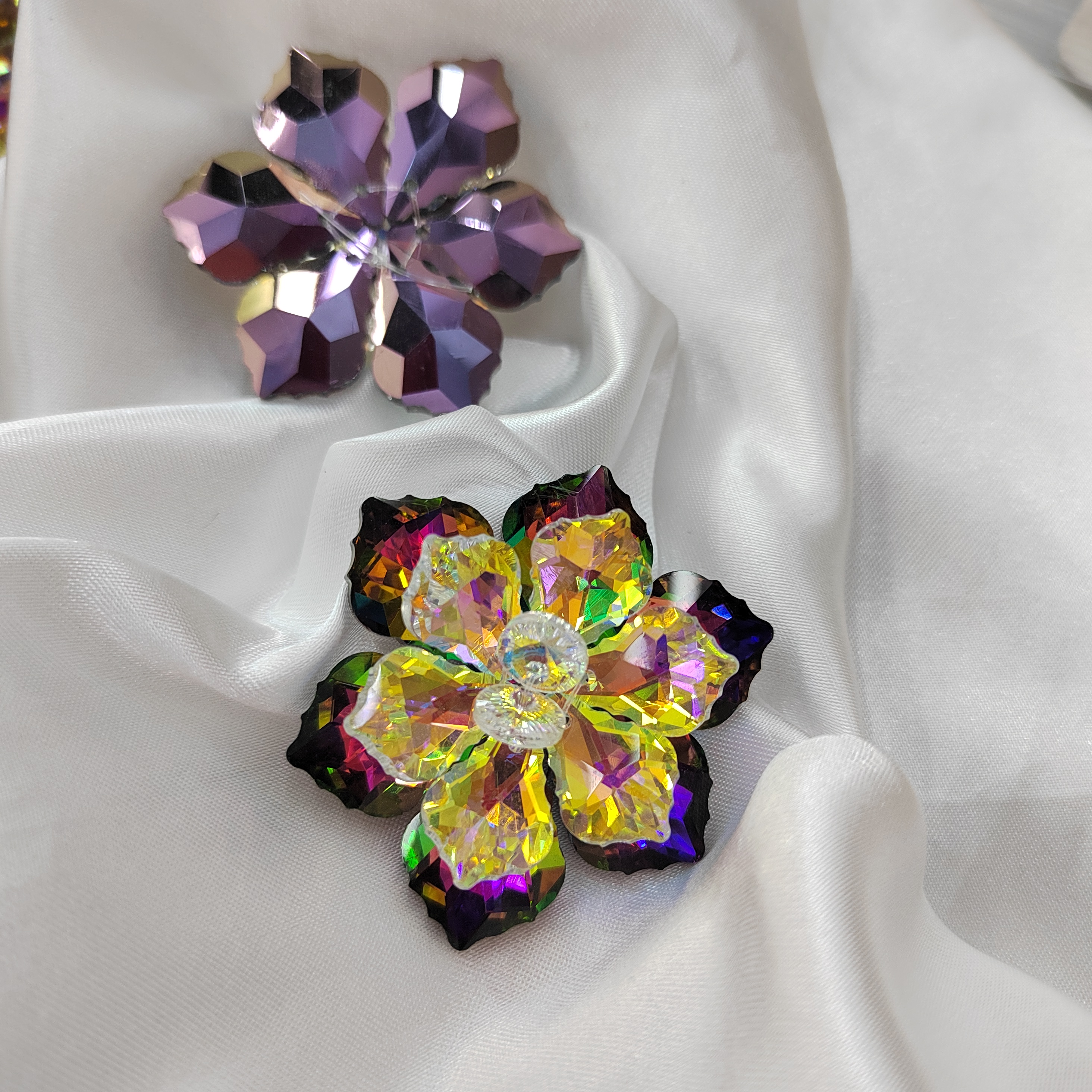 Dreamy gradient dazzling crystal woven flower accessories, diy high-end earrings, headwear, women's brooch materials, 16 colors Item Picture