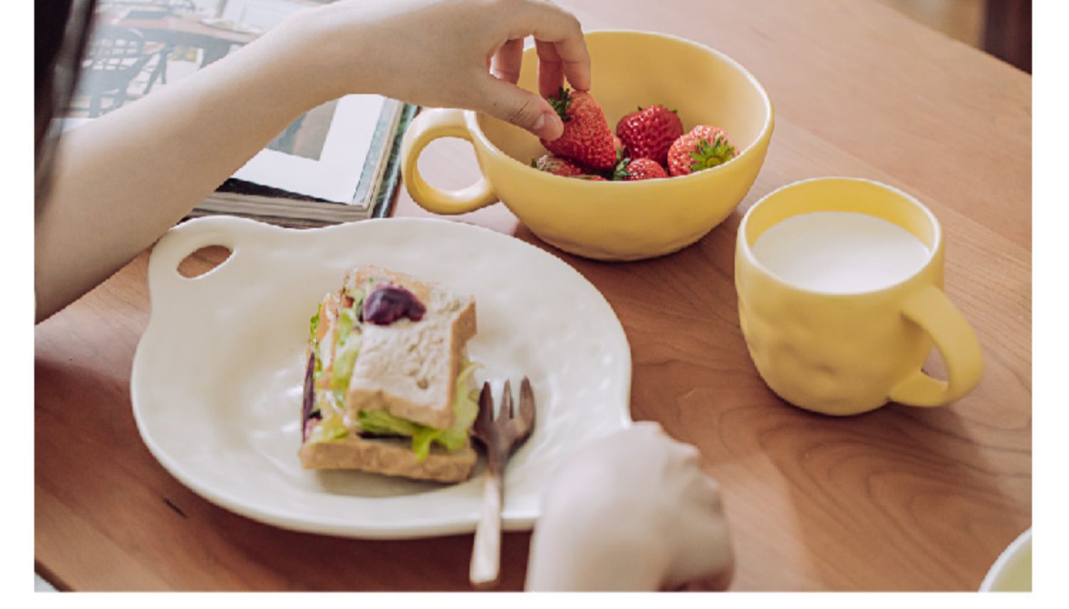 碗盘套装家用陶瓷碗面汤碗一人食手捏餐具平盘深烤盘碟子盘子详情29