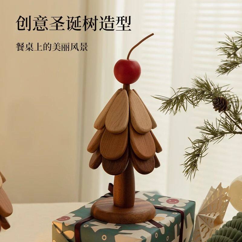 High-end Christmas tree heat insulation mat table decoration, creative tree solid wood heat-resistant pot mat, folding cup mat and bowl mat Application Scenario