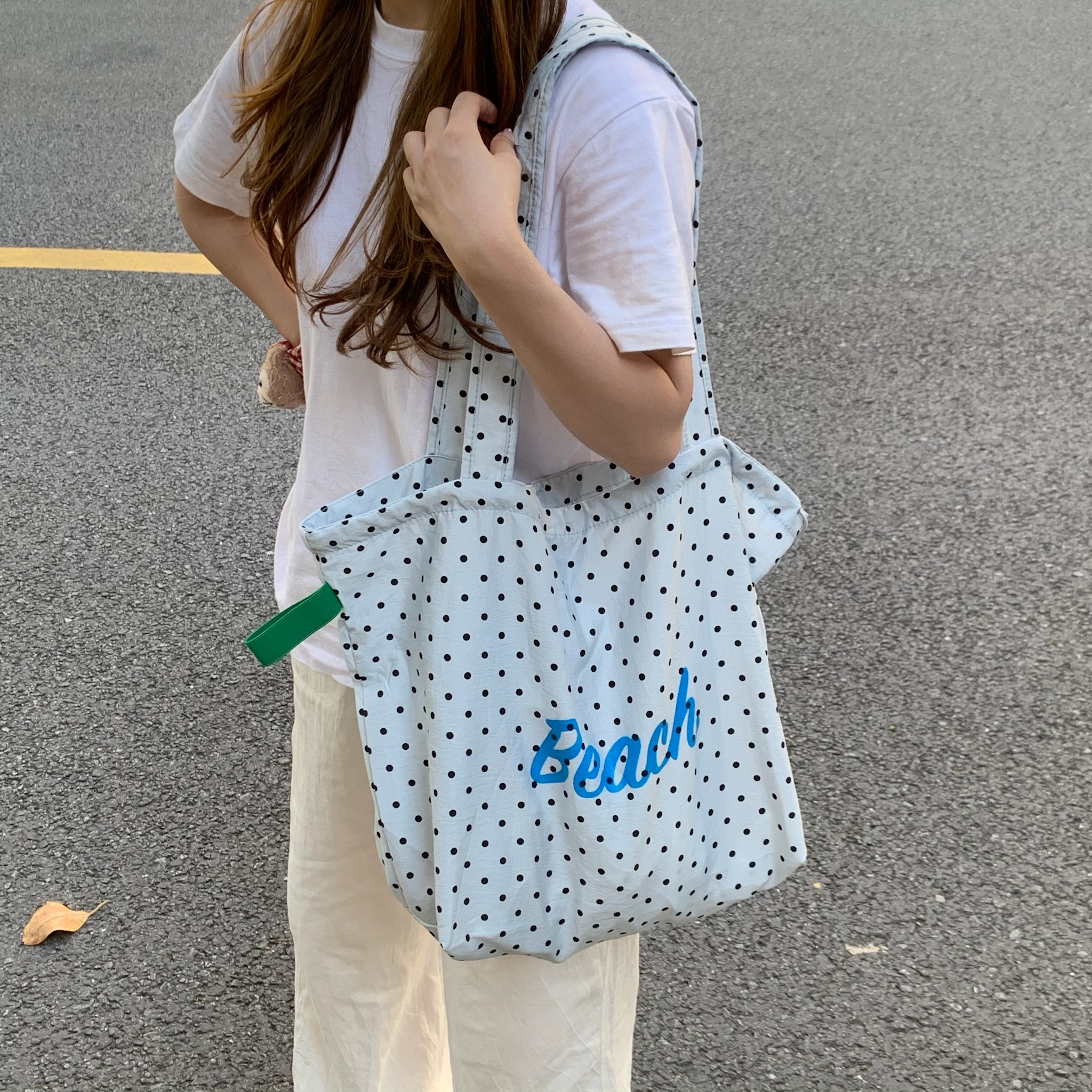 Summer new Japanese polka dot printed letter single-shoulder tote bag with large capacity, fresh and cute hand-held shopping bag pic 7
