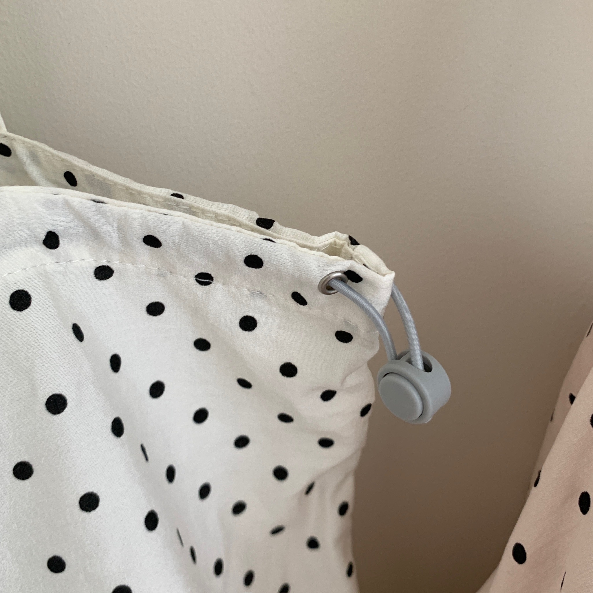 Summer new Japanese polka dot printed letter single-shoulder tote bag with large capacity, fresh and cute hand-held shopping bag pic 4