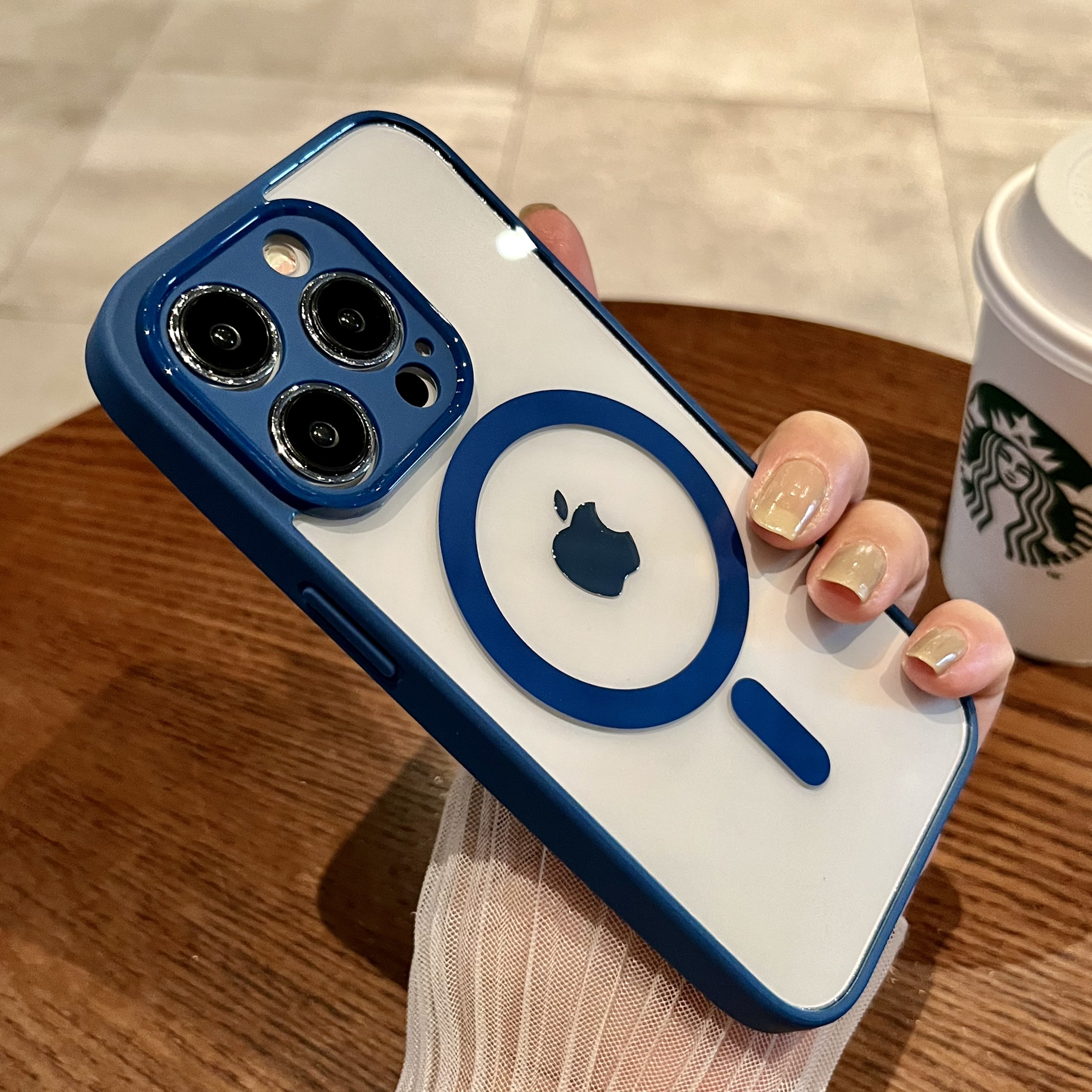 Macaron silicone magnetic charging is suitable for fine-hole acrylic iPhone16 phone cases and transparent hard cases for iPhone 15 pic 5