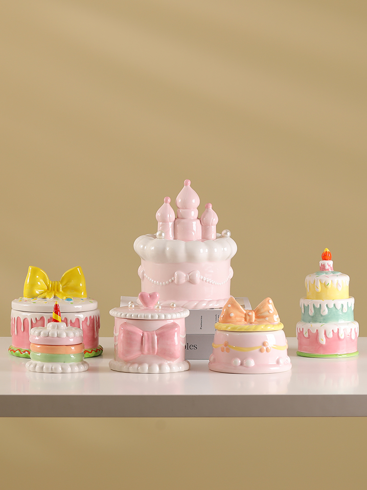 创意情人节礼物可爱送女友礼物少女心陶瓷蛋糕首饰干果零食收纳罐陶瓷蛋糕架
