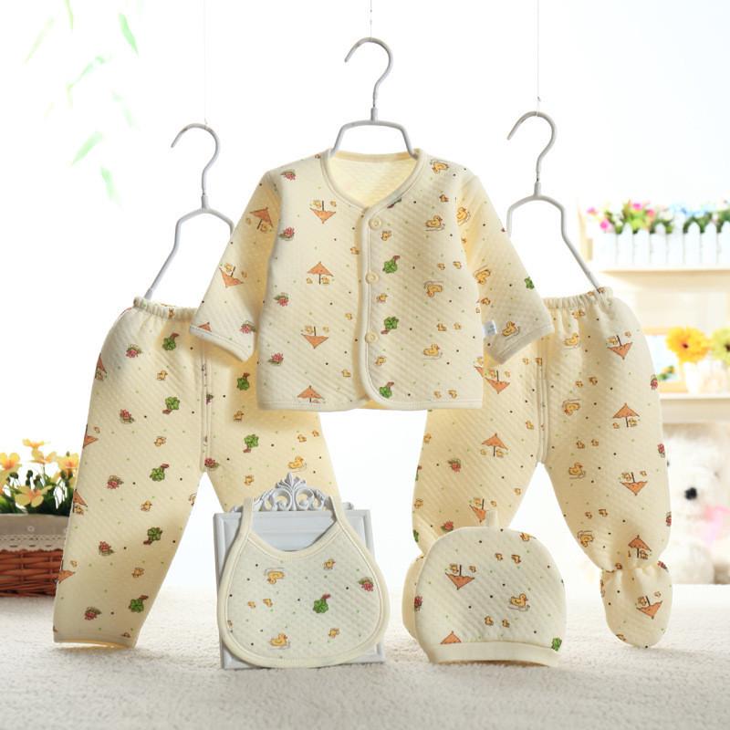 Wholesale of 5-piece cotton underwear sets for newborns, suitable for all four seasons from 0 to 3 months Application Scenario