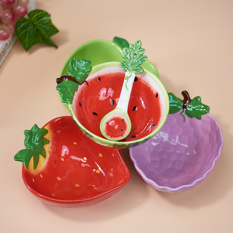 创意陶瓷碗餐具兔子草莓动物水果沙拉甜品釉下彩儿童家用碗卡通风