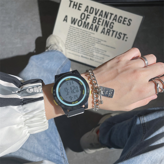 学生党手表女款ins风高颜值女生初中生简约百搭运动独角兽电子表详情5