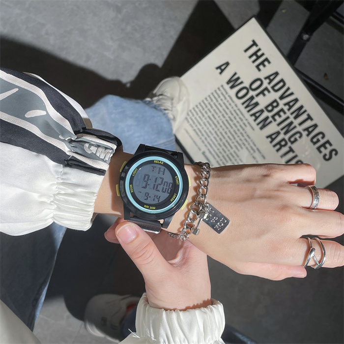 学生党手表女款ins风高颜值女生初中生简约百搭运动独角兽电子表详情16