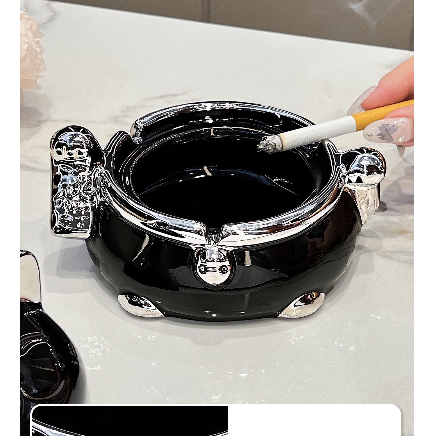 陶瓷招财猫烟灰缸带盖防飞灰创意个性客厅家用办公室烟缸高级感详情12