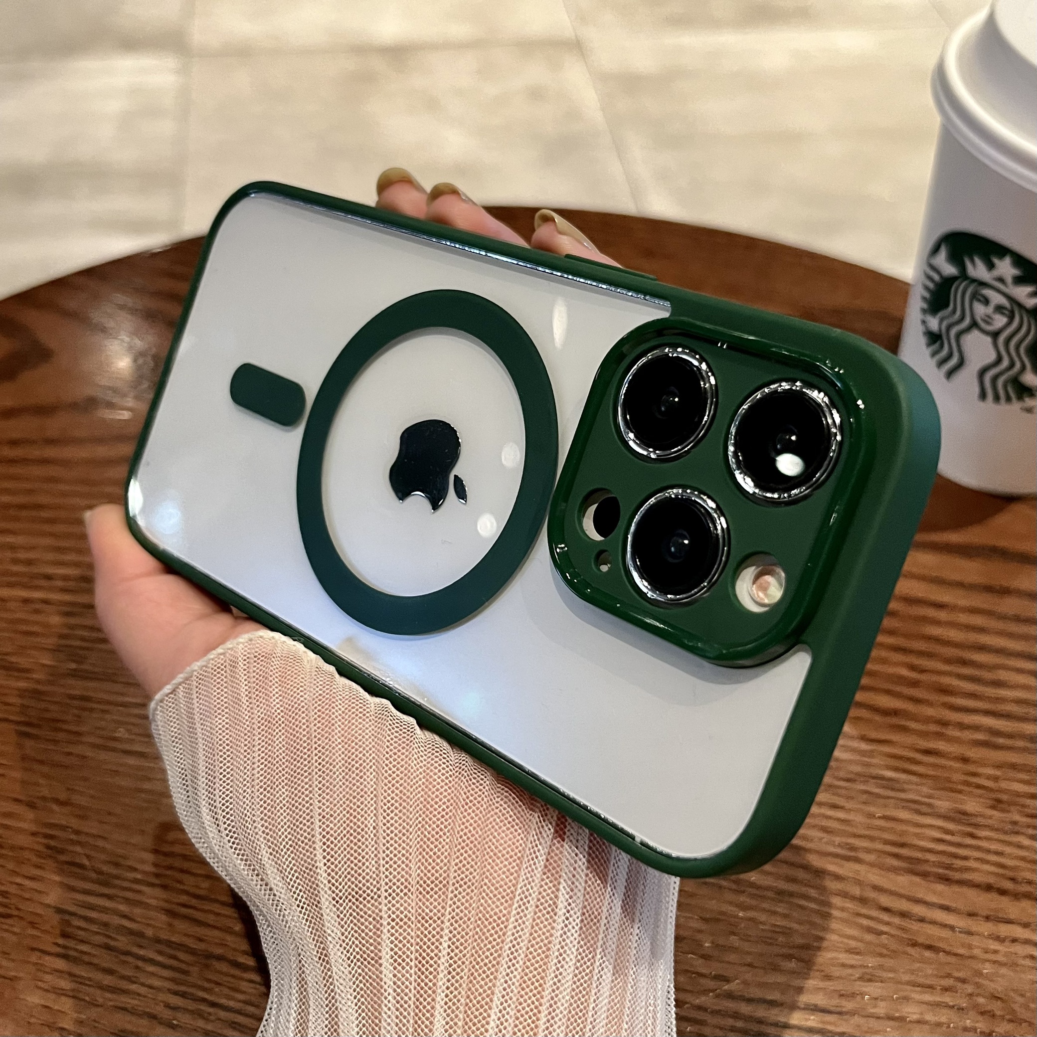 Macaron silicone magnetic charging is suitable for fine-hole acrylic iPhone16 phone cases and transparent hard cases for iPhone 15 pic 9