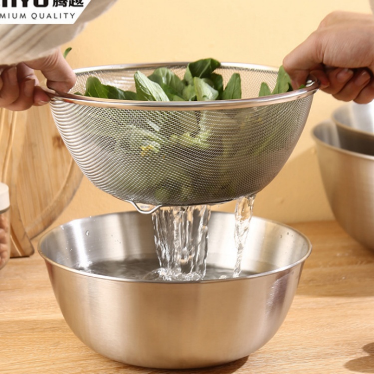 Export trade order! It's actually quite useful! 304 stainless steel draining basket, vegetable washing, egg beating and rice washing basin Application Scenario