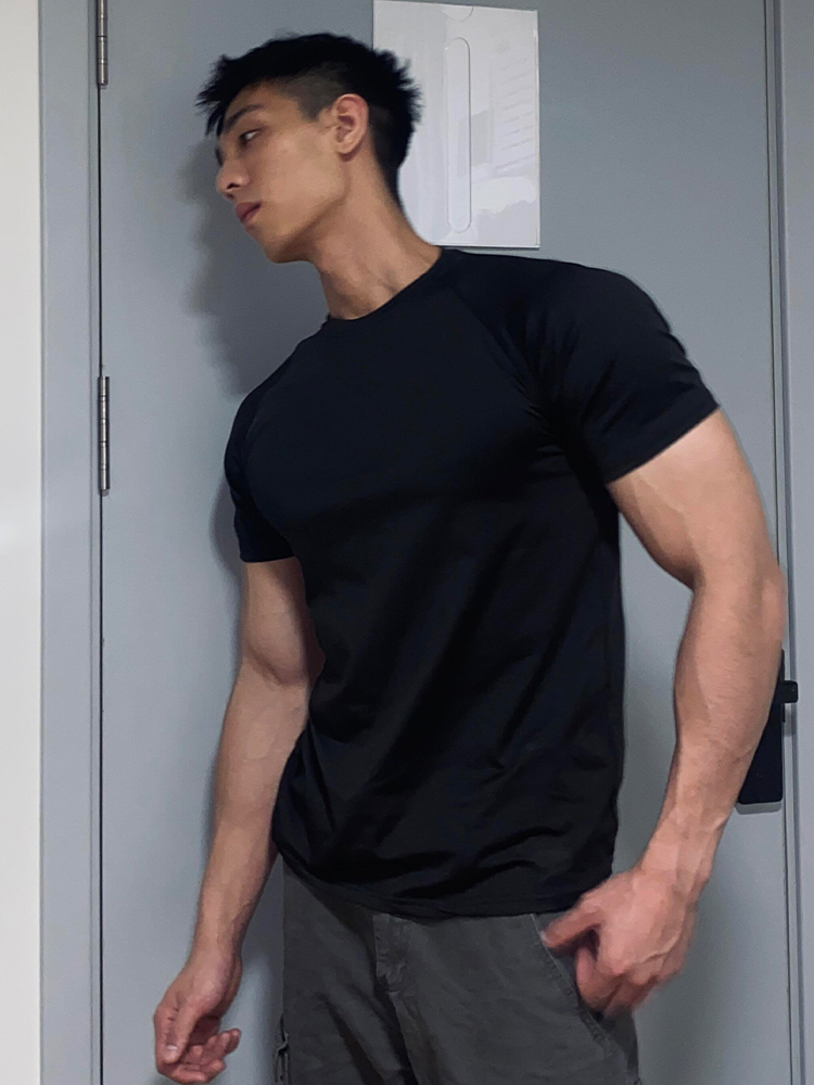 American retro black cuffs T-shirt for men, a heavyweight small neckline, slimming and muscular short-sleeved, shoulder three-quarter sleeve pic 5