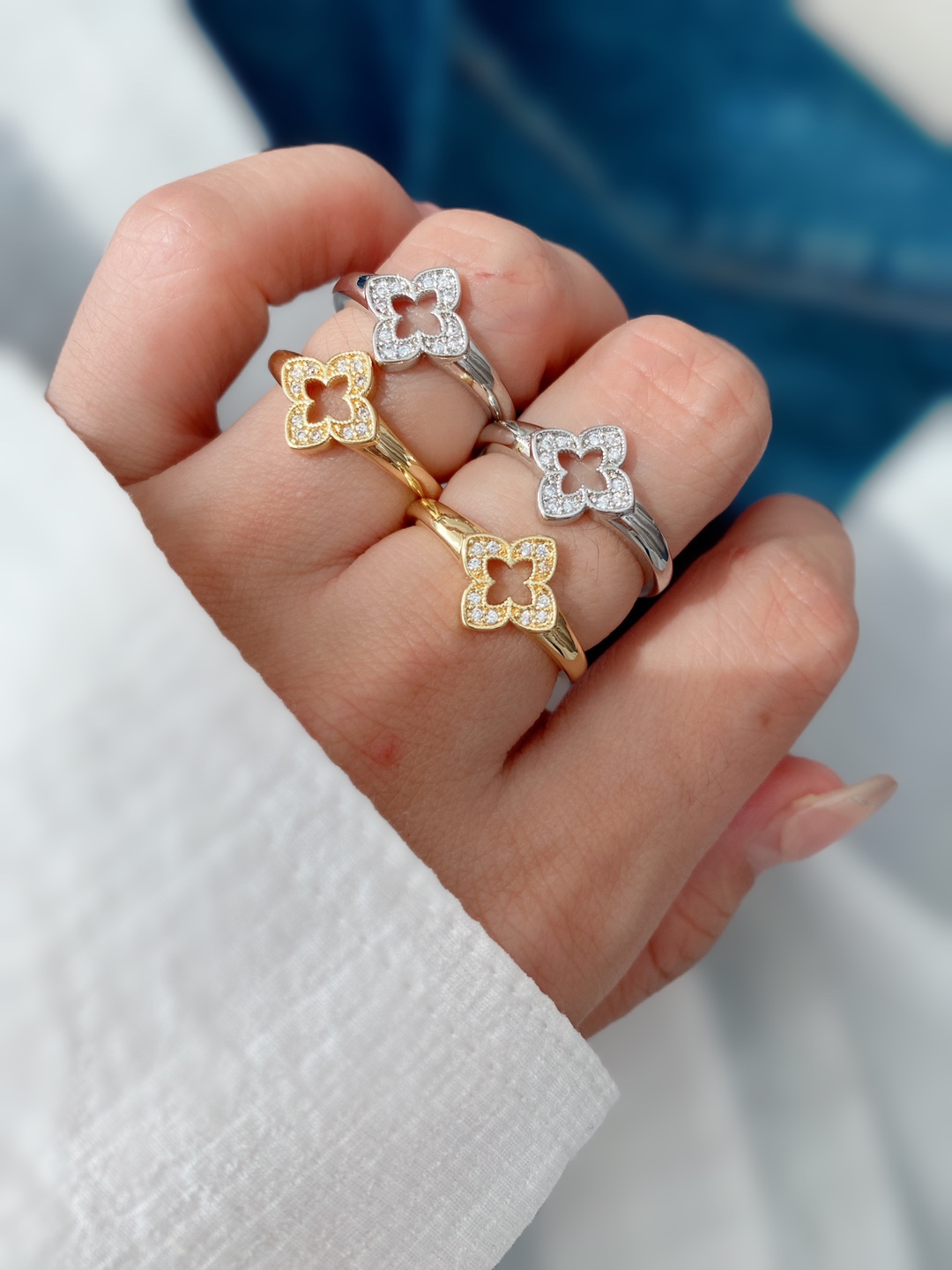 This retro C-shaped bracelet with an INS style from Europe and America is simple and versatile. It is a copper-plated real gold bracelet with an adjustable opening pic 4