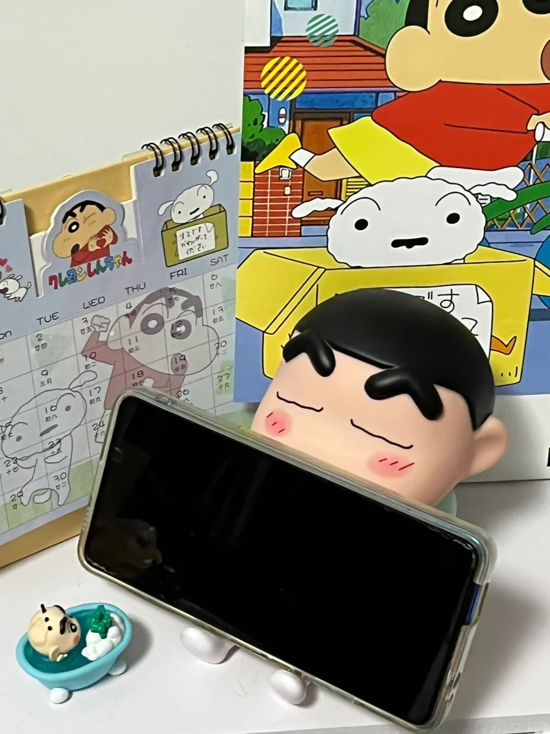 Crayon Shin-chan cute anime lazy person cartoon stand, phone stand, figurine, trendy toy tablet, desktop decoration pic 5