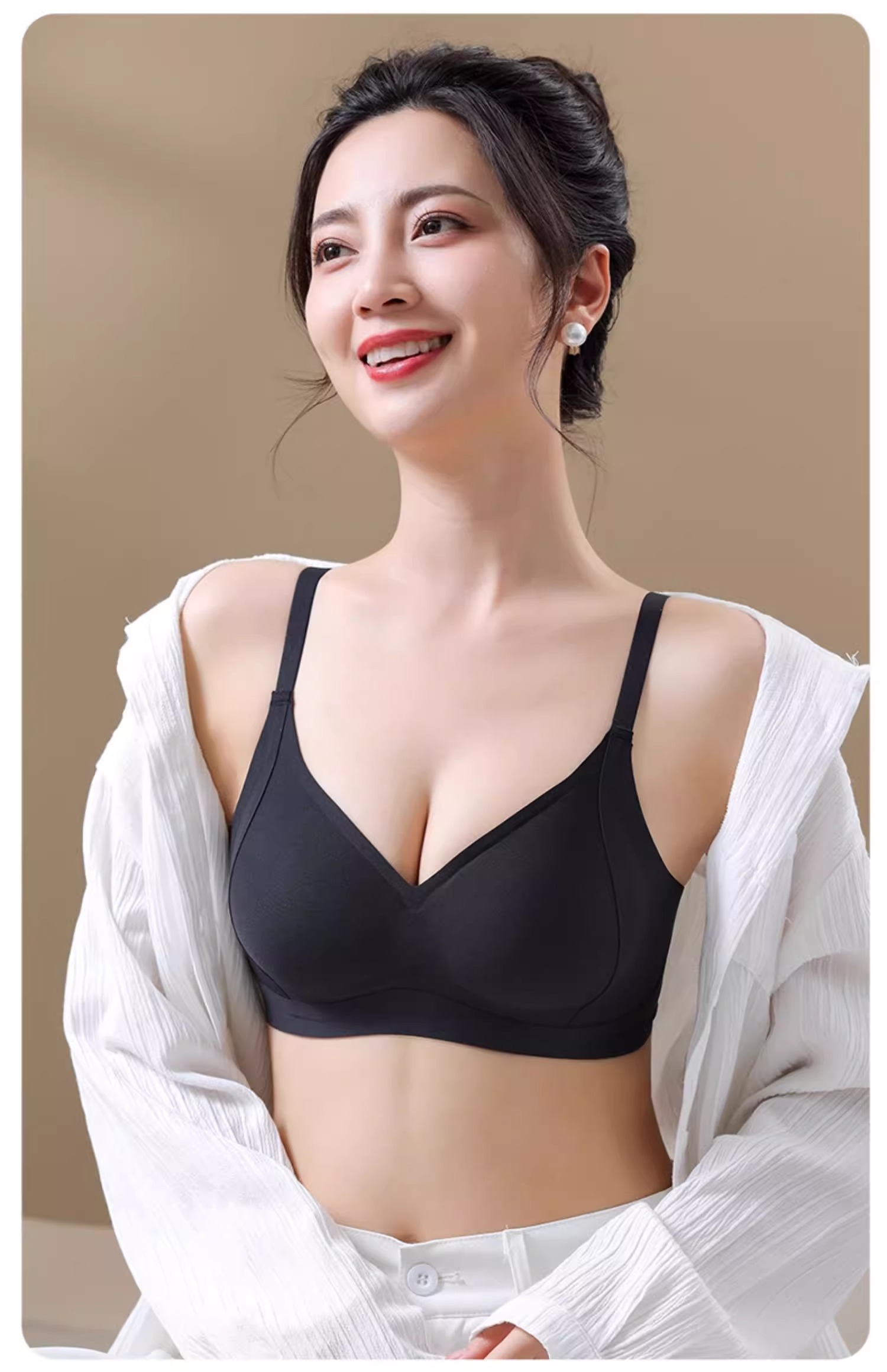 This bra is designed to accentuate small breasts and make them look larger. It is lightweight, seamless, and has no empty cups. It helps to tuck in breasts and prevent sagging pic 31
