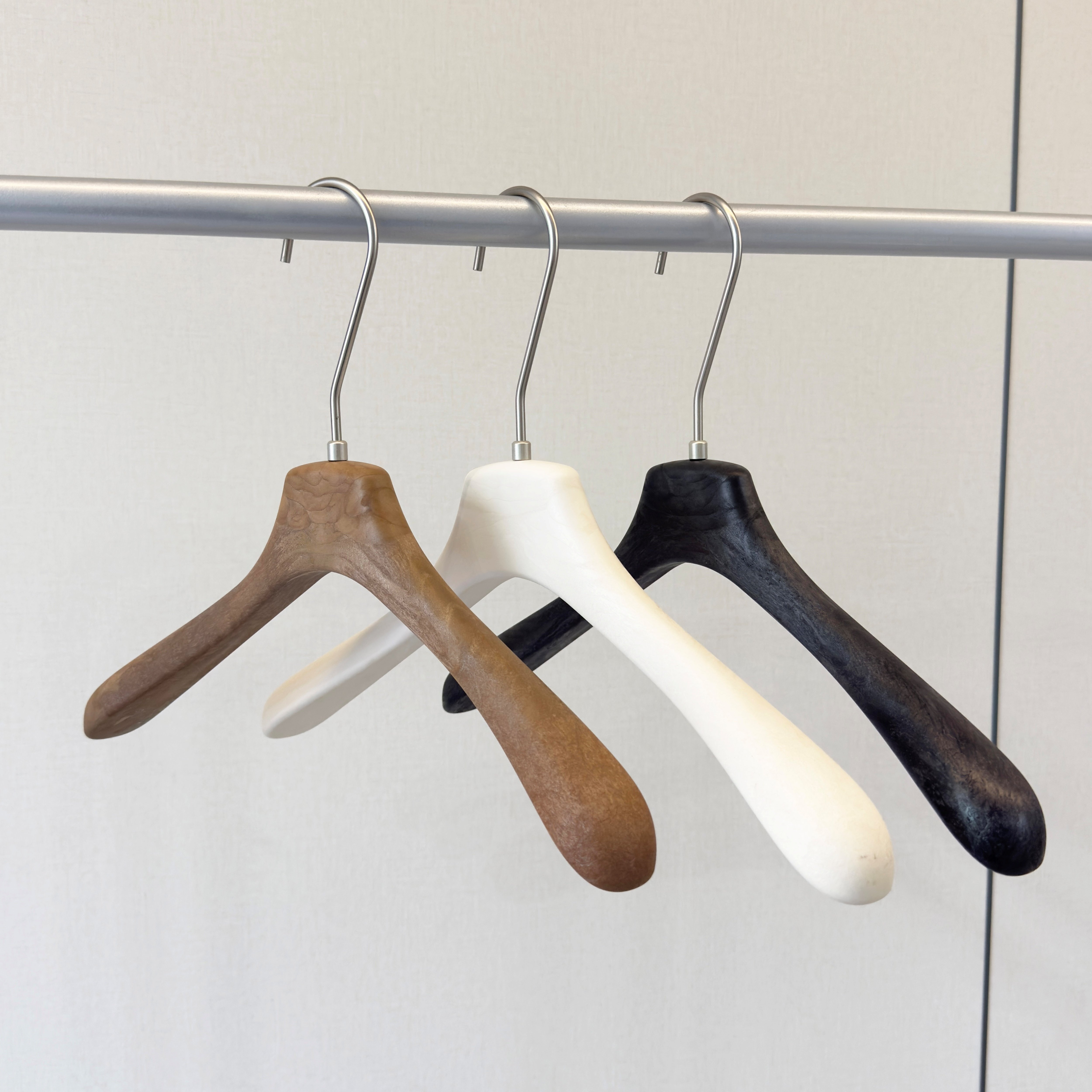 榉木衣架/拉毛布/儿童裤夹/手套/jk衣架产品图