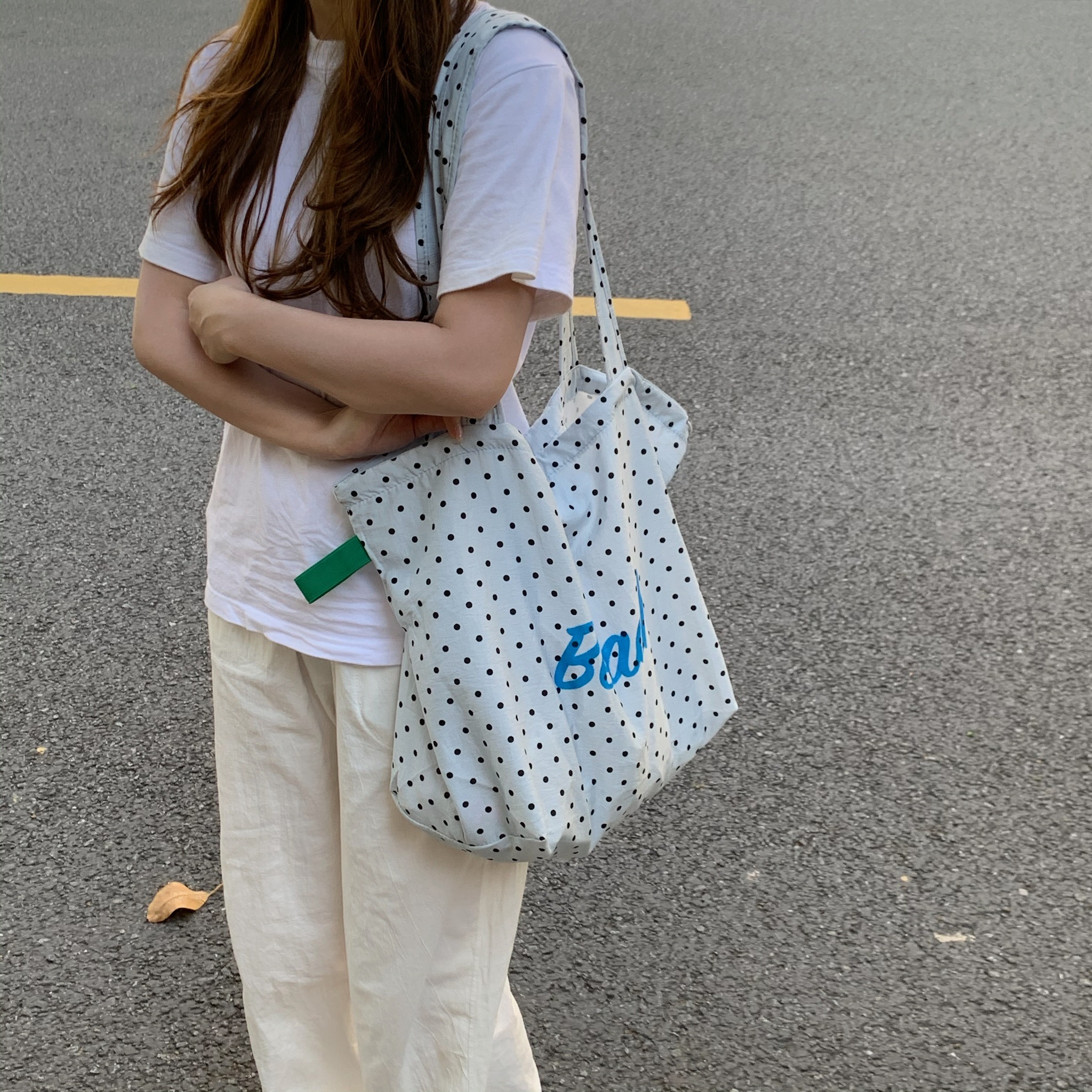 Summer new Japanese polka dot printed letter single-shoulder tote bag with large capacity, fresh and cute hand-held shopping bag pic 8