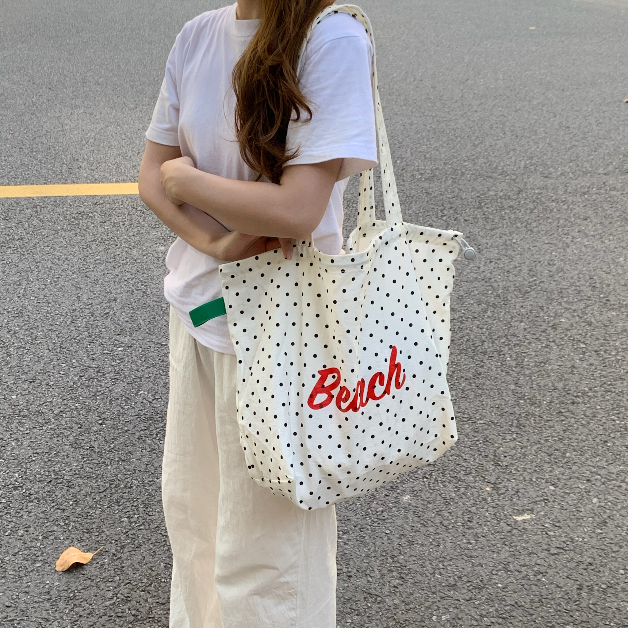 Summer new Japanese polka dot printed letter single-shoulder tote bag with large capacity, fresh and cute hand-held shopping bag pic 10