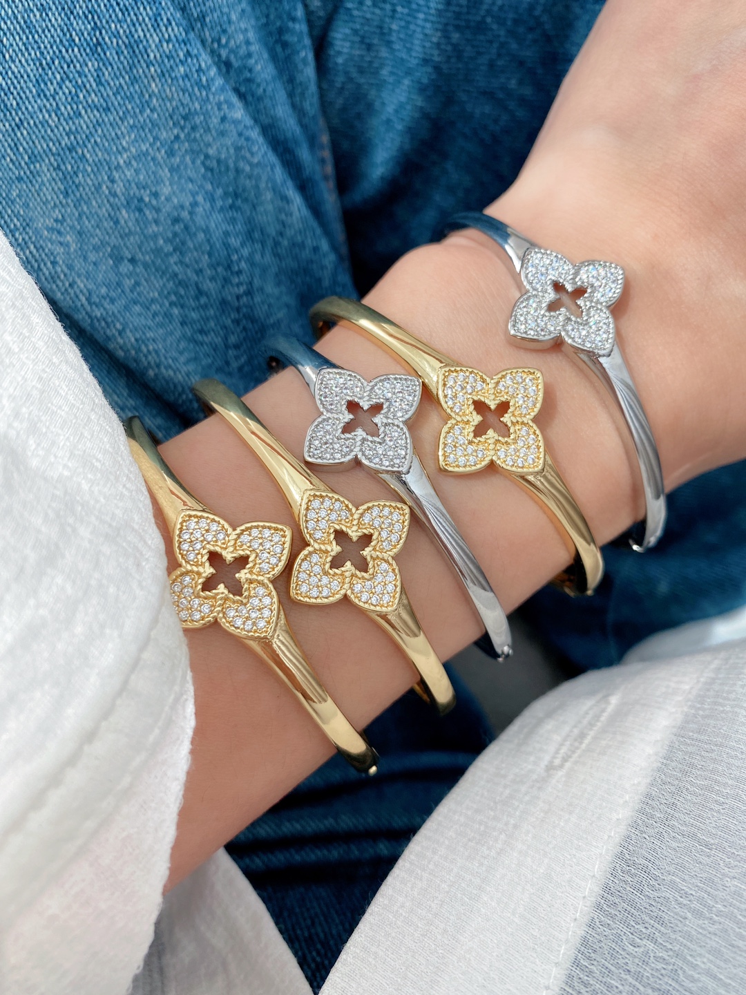 This retro C-shaped bracelet with an INS style from Europe and America is simple and versatile. It is a copper-plated real gold bracelet with an adjustable opening pic 3