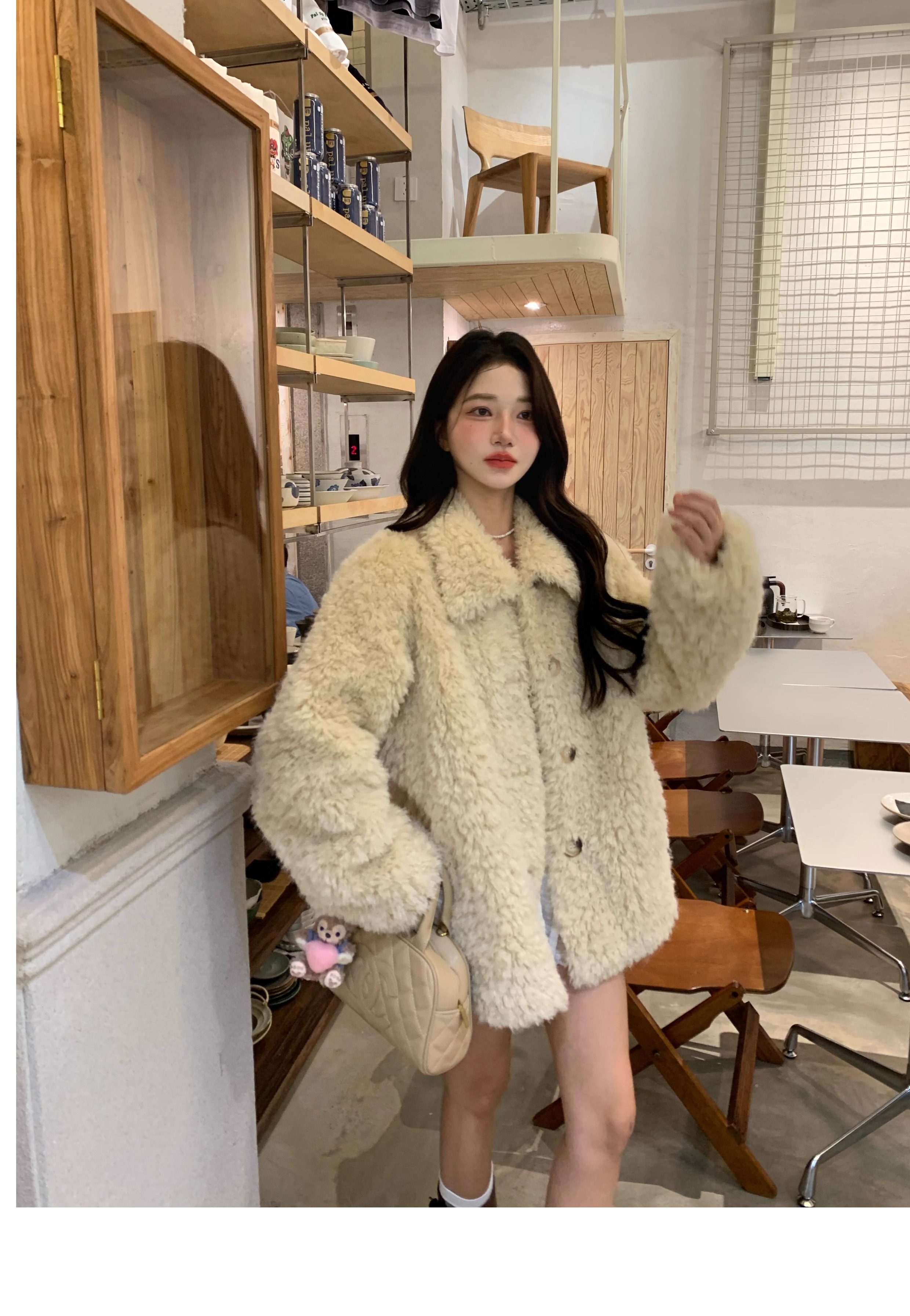 纸片人宽松V领泰迪绒羊剪绒环保皮草皮毛一体羊羔毛毛外套女秋冬详情11