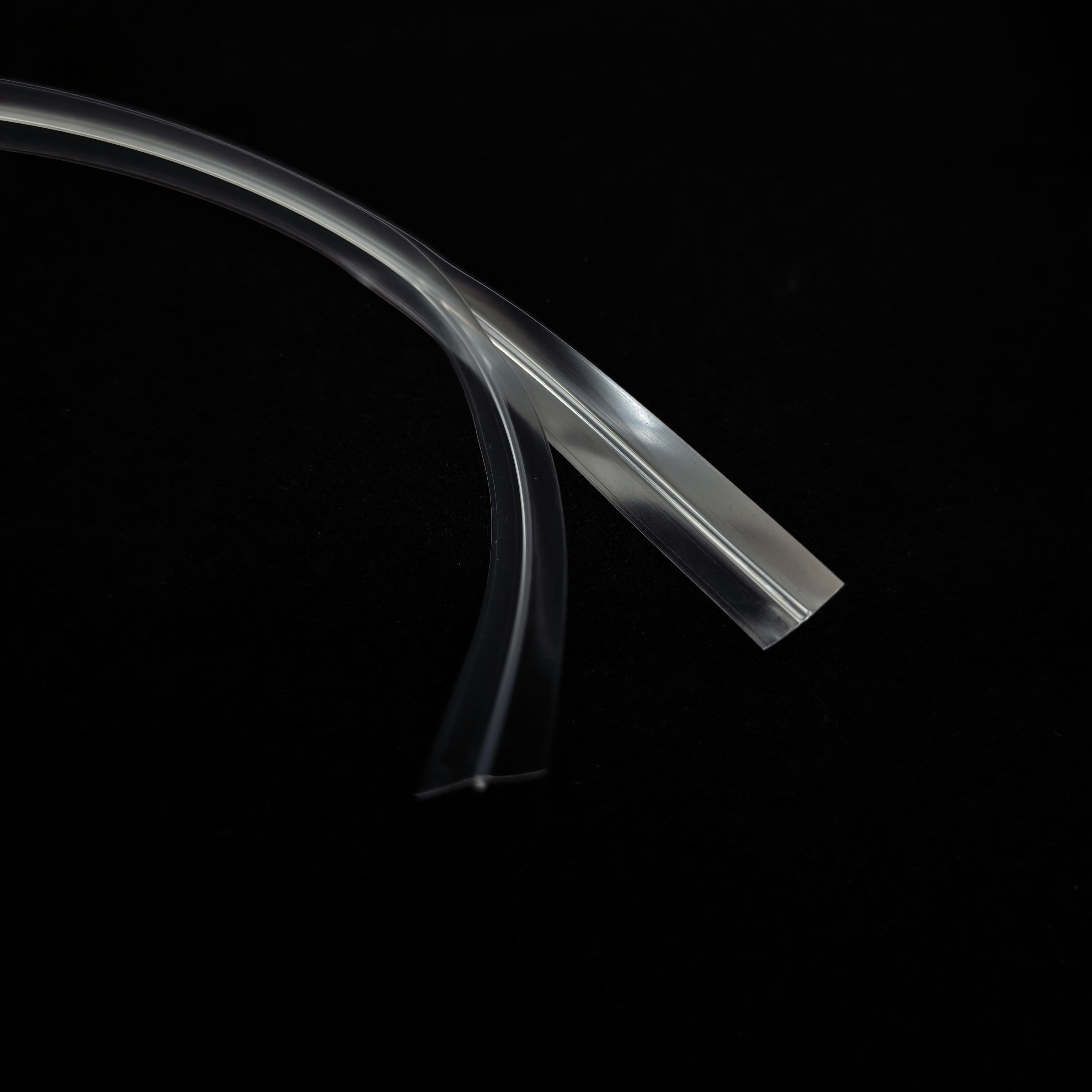 ppe concave-convex buckle zipper waterproof composite bag, self-sealing bag, chain pull clothing bag, zipper, three-side sealed universal zipper Application Scenario