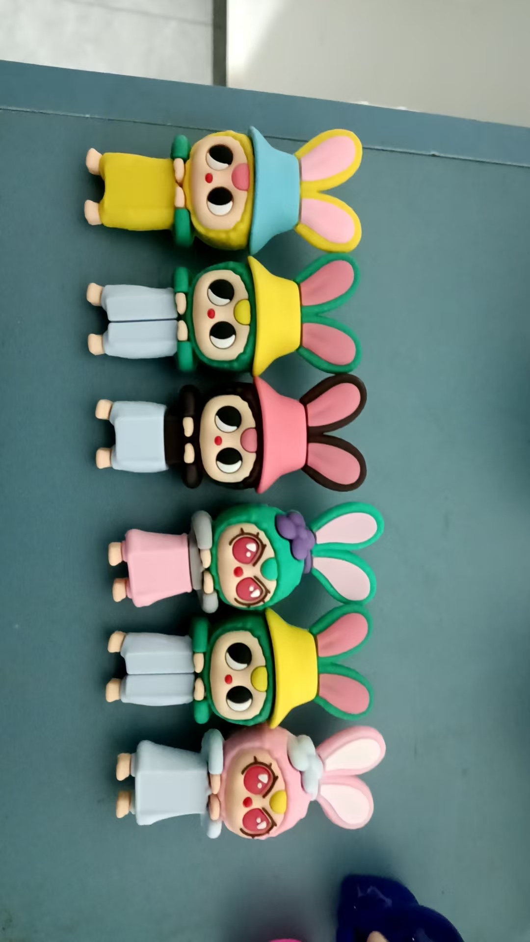 三岁儿童专用马卡龙色系小小兔趴趴款玩具 娃娃亲子互动游戏礼物 安全无毒材质