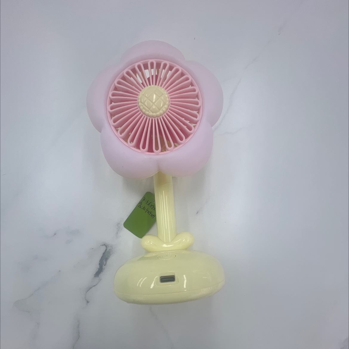 迷你风扇 便携式USB充电小风扇 便携静音办公家用风扇