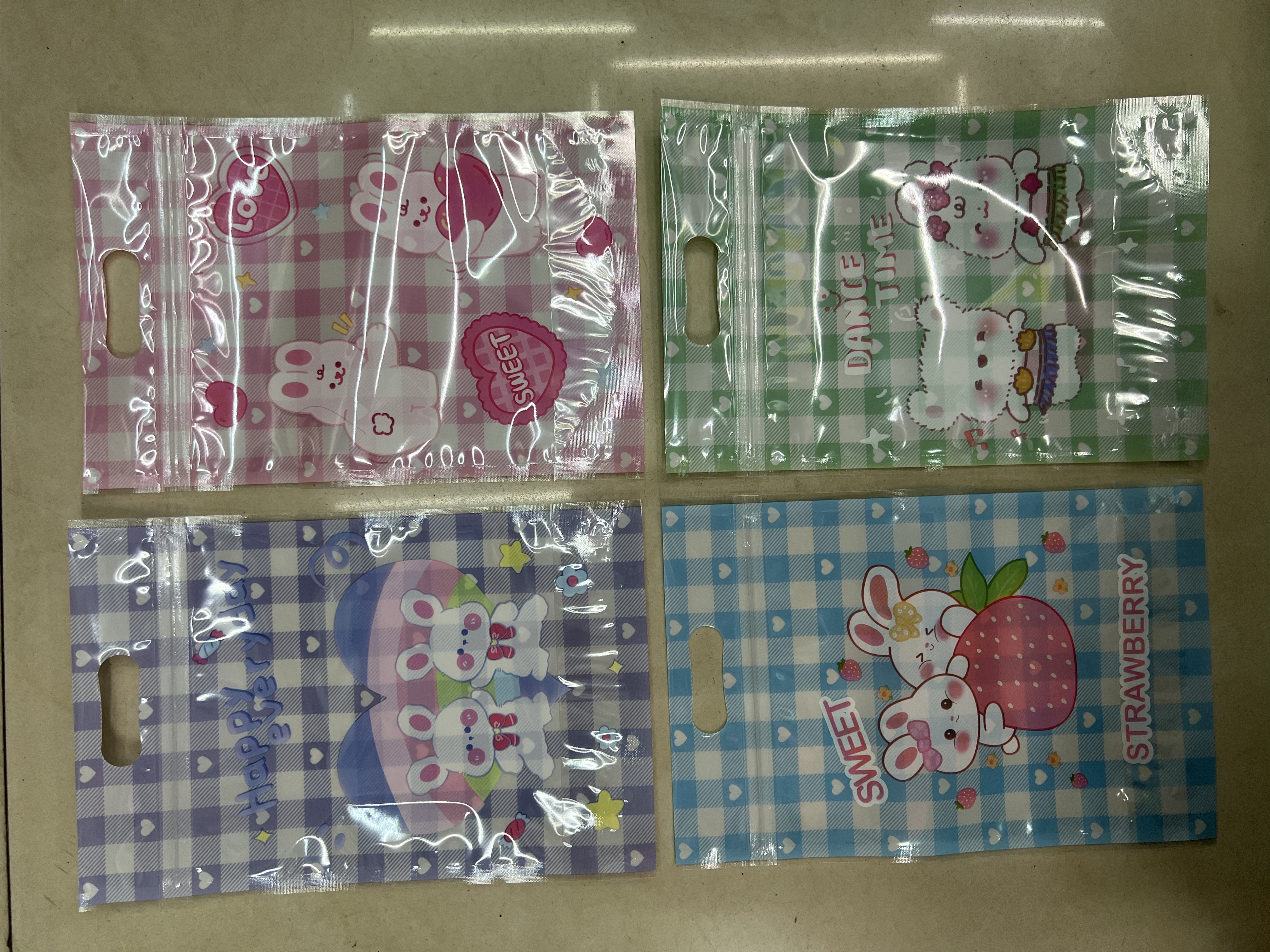 Three-dimensional bags, large-capacity reusable eco-friendly bags, shopping bags, daily storage bags. 154259631 Specification image