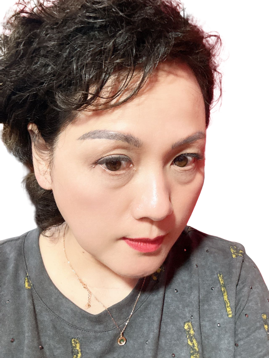 严超女的名片