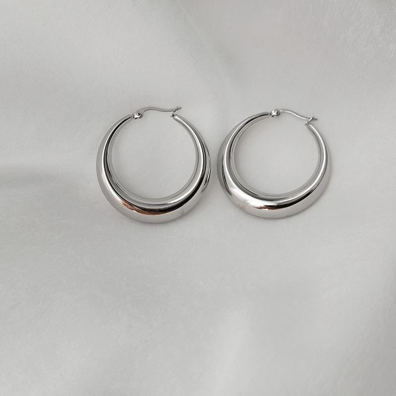 مجوهرات الموضة مجففة من التيتانيوم 18K من القرط الذهبي details Picture