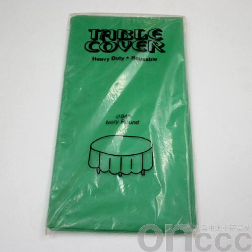 Tablecloth in green bag