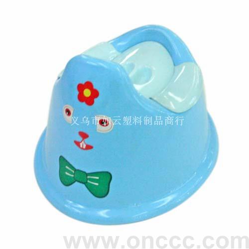 Wholesale supply of small plastic cartoon toilets for children