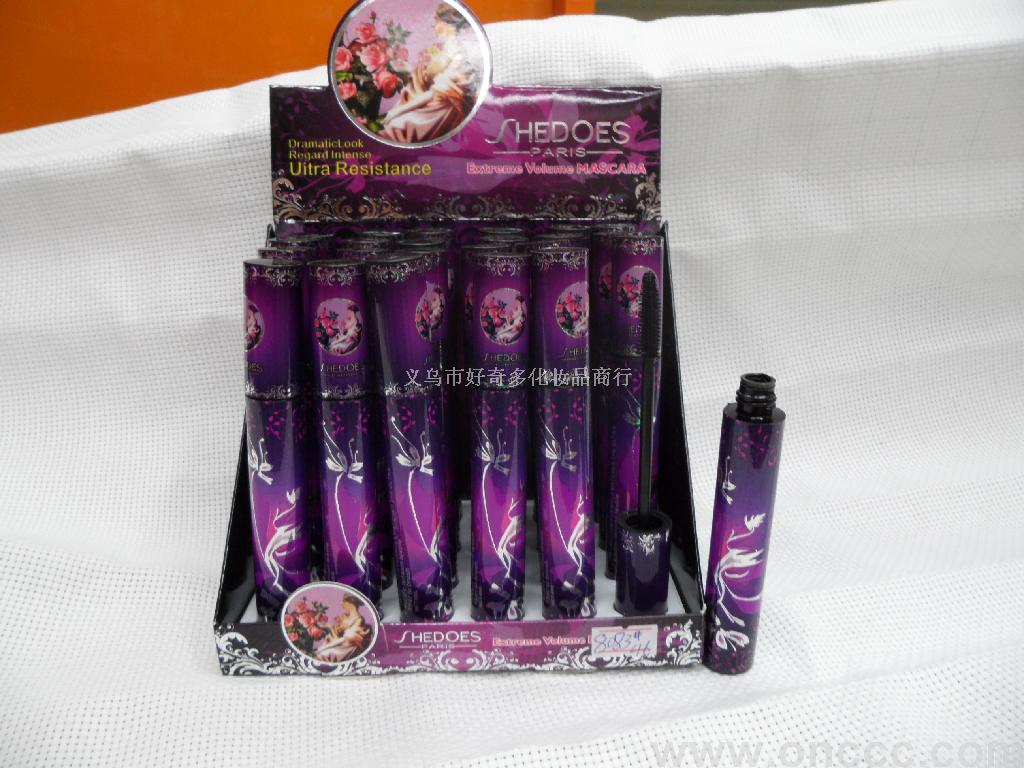 Lengthen waterproof mascara to display in a 24 - branch suit