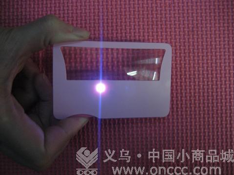 Title-type magnifying glass with lamp thumbnail