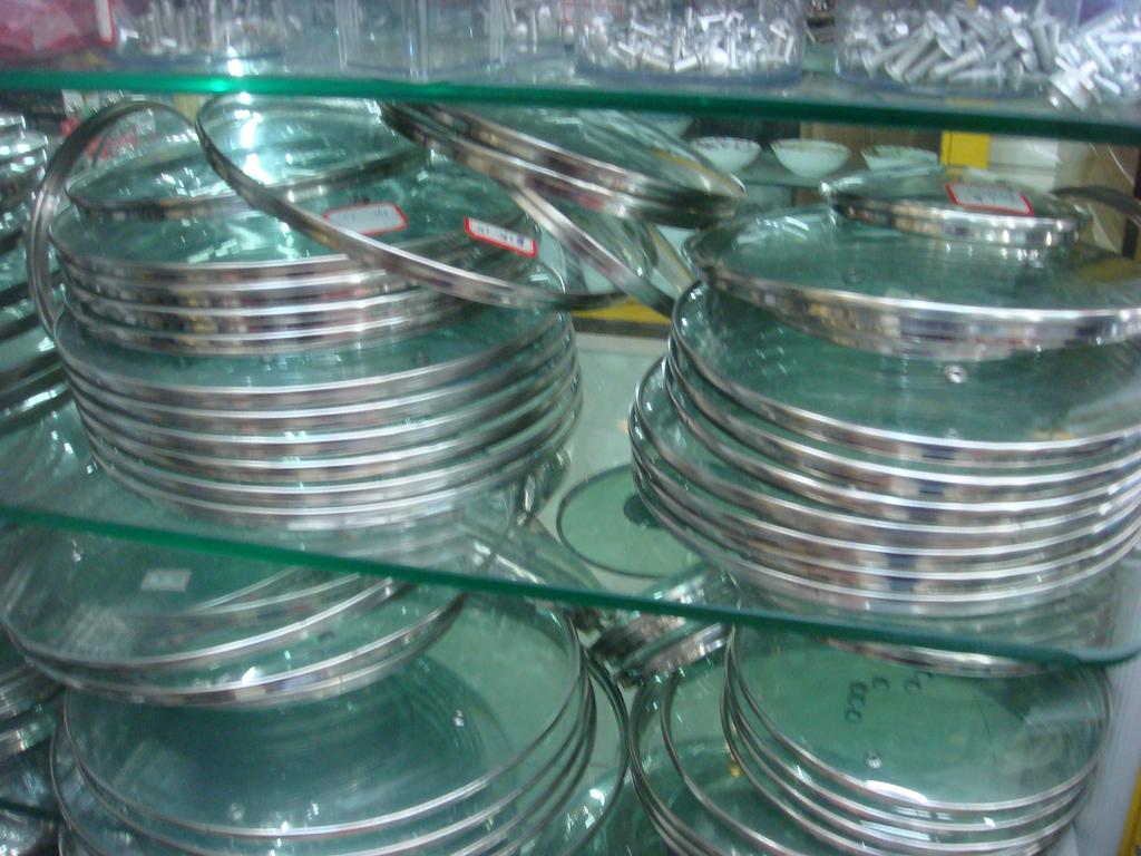 Glass Cover Pot Fittings Showcase
