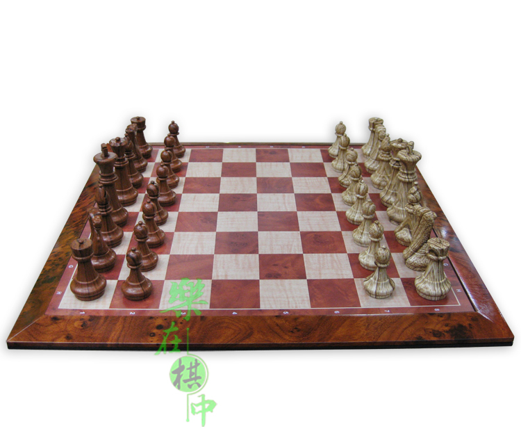 大号磁性国际象棋塑料水印仿桃木纹棋盘高分子树脂棋子细节图