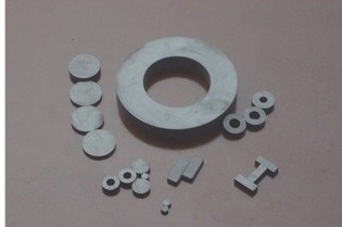 磁铁钕铁硼。铁氧体 。橡胶磁片，包装单面磁铁。
