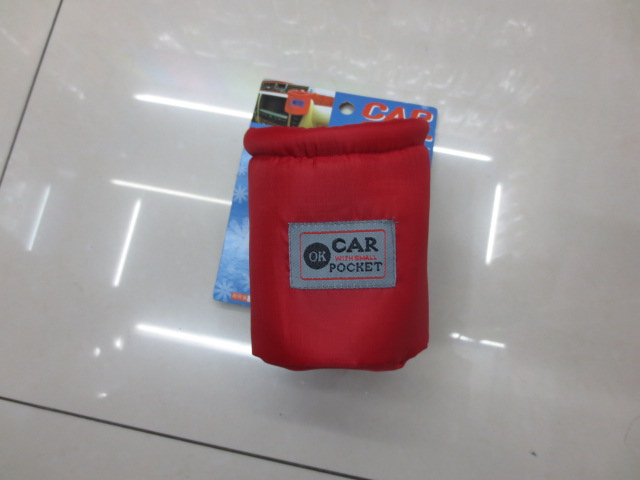 厂家直销r质量过关的汽车小挂包，杂物袋以及风口置物袋（如图）