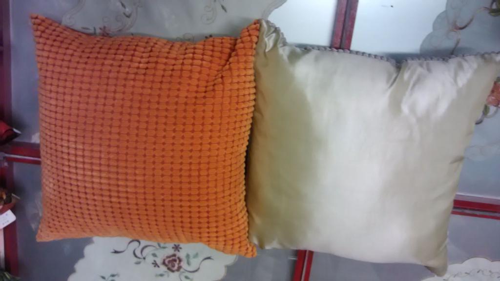 抱枕 靠垫细节图