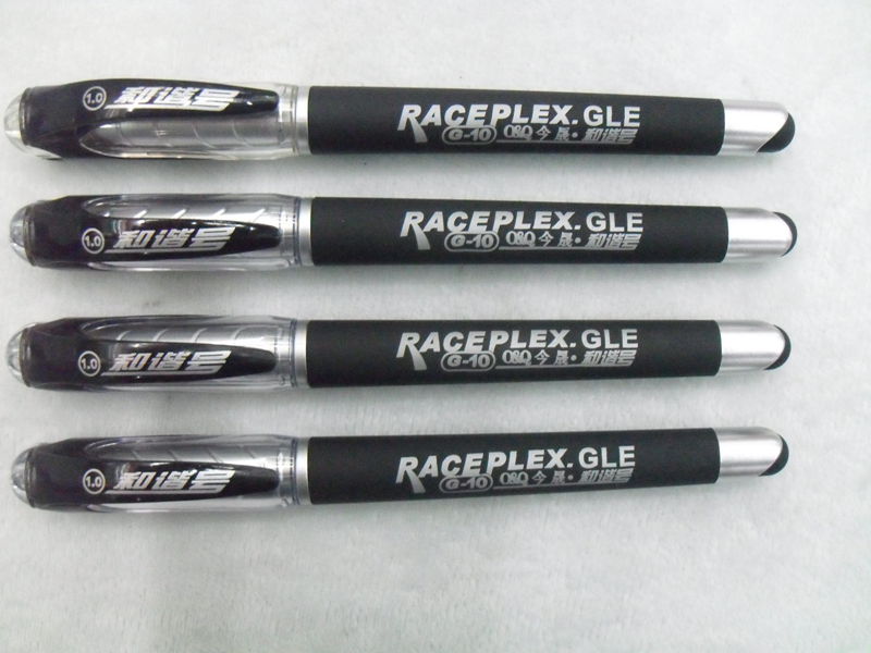 The popular Jinsheng G-10 large-capacity business pen, signature pen and gel pen from the manufacturer can be replaced with a regular pen refill of 0.5